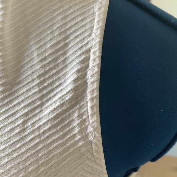 Athleta workout white top. Xs - Picture 3 of 6